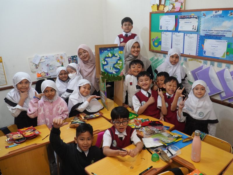 Celebrating Earth Day at DHIS Primary Buah Batu: Our Power, Our Planet!
