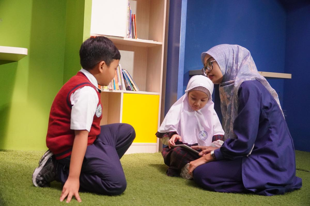 Melatih Anak Bersabar dan Mengendalikan Diri dalam Kehidupan Sehari-hari